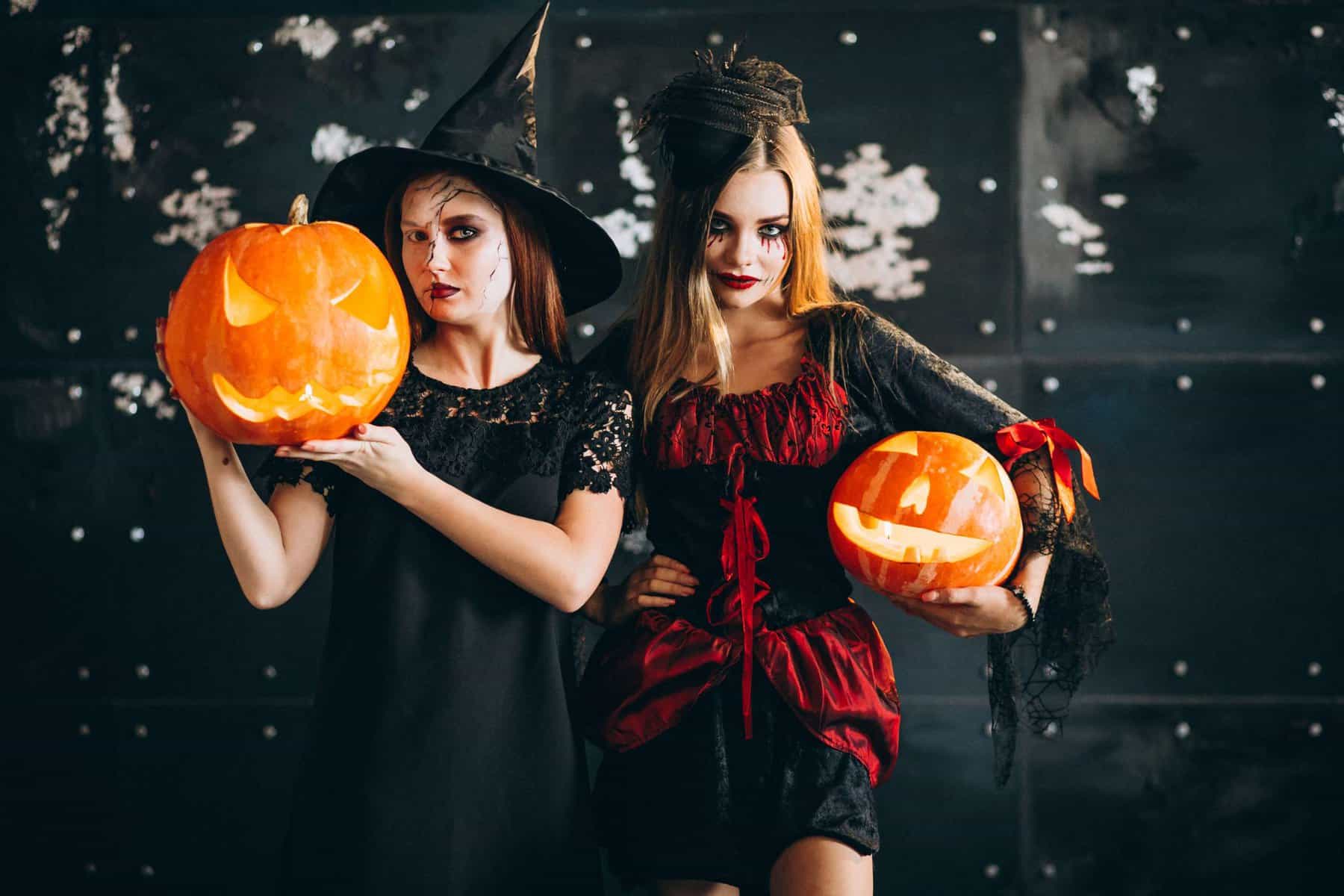 Dress Up in Style The Ultimate Guide to Classic Halloween Outfits