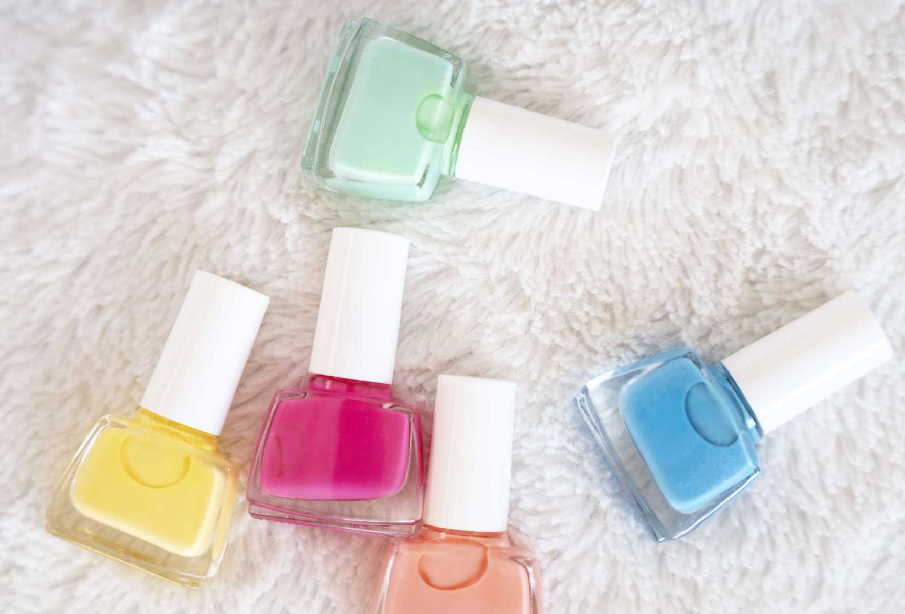 Hotest Gel Nail Polish Colors For Winter For A Trendy Look