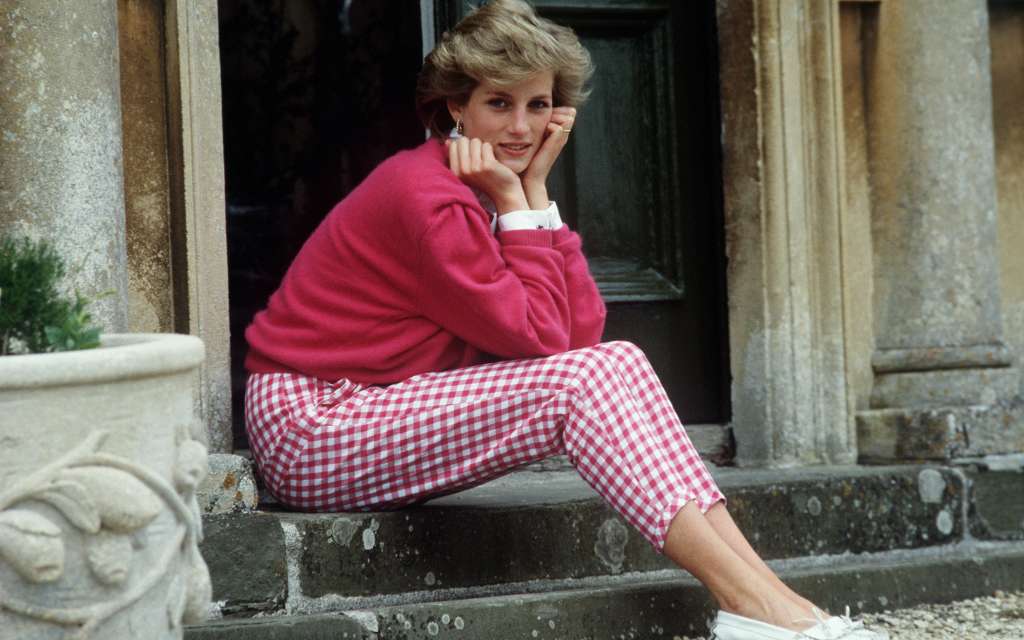 Princess Diana's Favorite Color Unveiling the Style Secrets of a Royal Icon